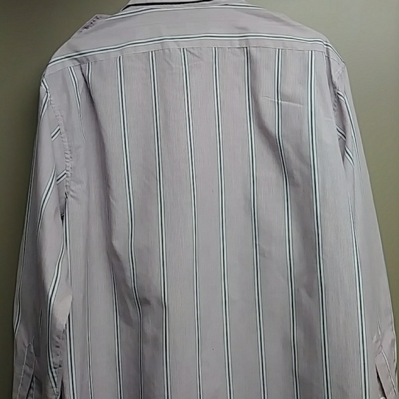 Knight's bridge casual button up! - Picture 3 of 4